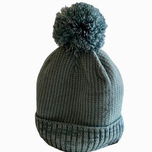 LL Bean Women’s Winter Fleece Lined Pom Hat